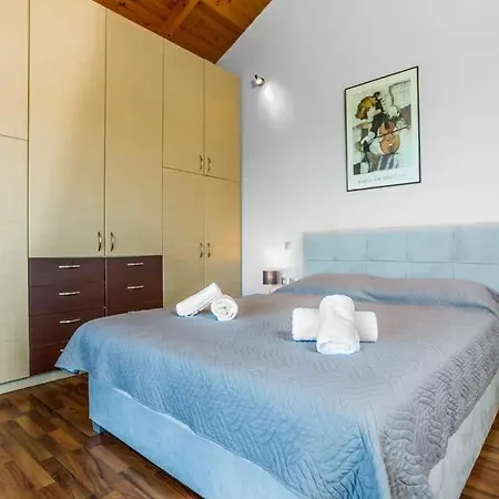Mpochali Sleeps 9 Pool Air Con Wifi Villa Zakynthos Town
